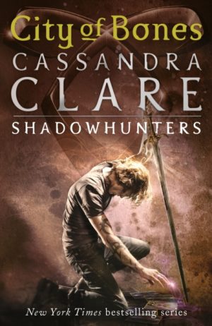 The Mortal Instruments 1: City of Bones : From the international bestselling author who defined romantasy: the original Shadowhunter series about demon hunting, betrayal, secrets and forbidden love by Clare, Cassandra